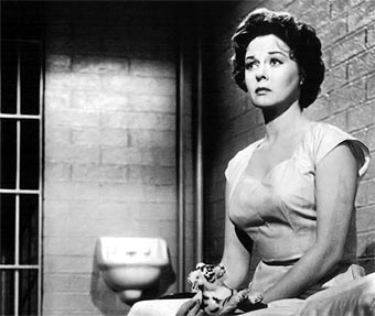 F3-202 * 55 Olivia De Havilland vs 684 Susan Hayward Hayward_susan_2